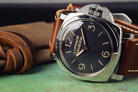 panerai applied numerals|panerai sandwich vs sausage dial.